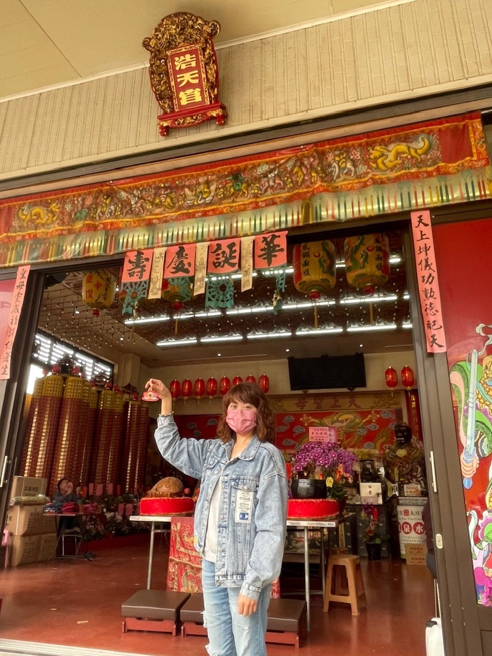 台中浩天宮媽祖加持 捐贈建廟基金送獨家限量悠遊卡